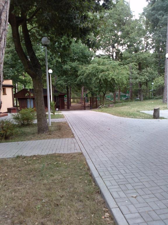 Готель Osrodek Wypoczynkowy Forest Люблін Екстер'єр фото